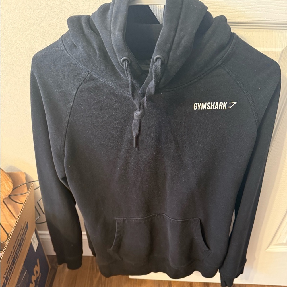 Gymshark Women’s Black Pullover Hoodie